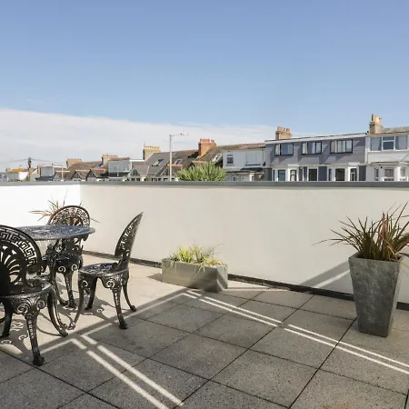 The Lookout New Quay